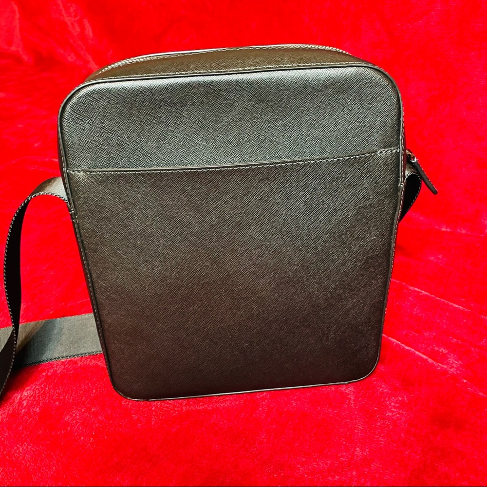 Michael Kors Men’s Andy Flight Bag Black Crossbody - Picture 15 of 15